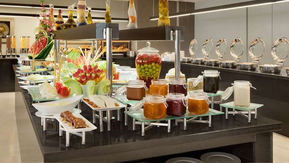 Ramada Plaza Istanbul Asia Airport Restaurant
