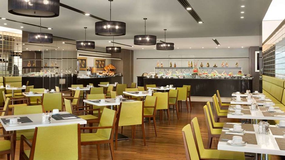 Ramada Plaza Istanbul Asia Airport Restaurant