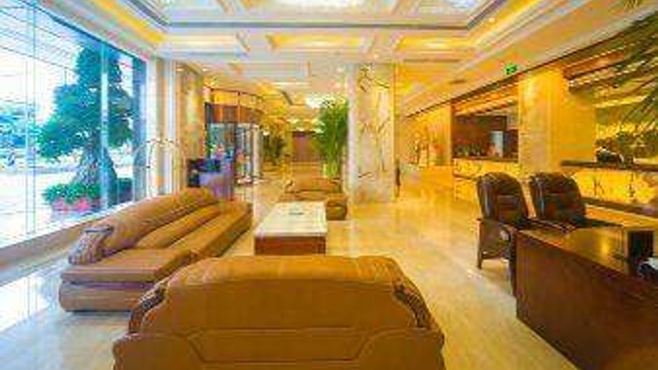 Ramada Chengdu North Lobby