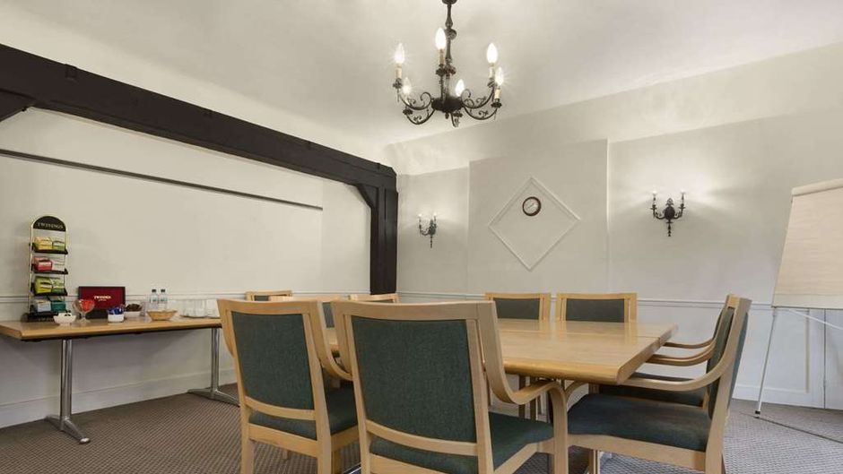 Ramada Crawley Gatwick Meeting