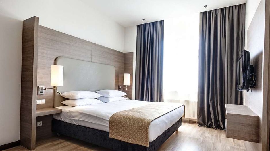 Ramada Encore Kyiv Room