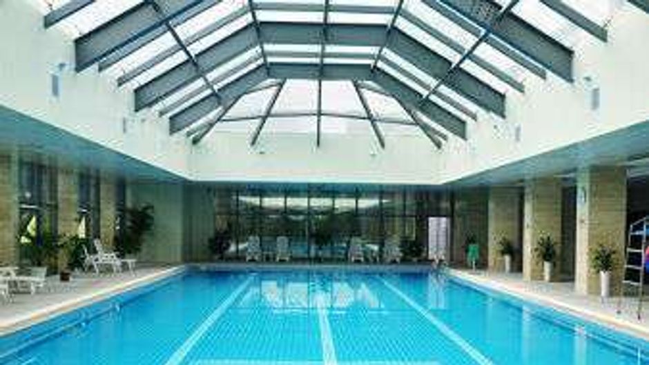 Ramada Plaza Hangzhou Xiaoshan Pool