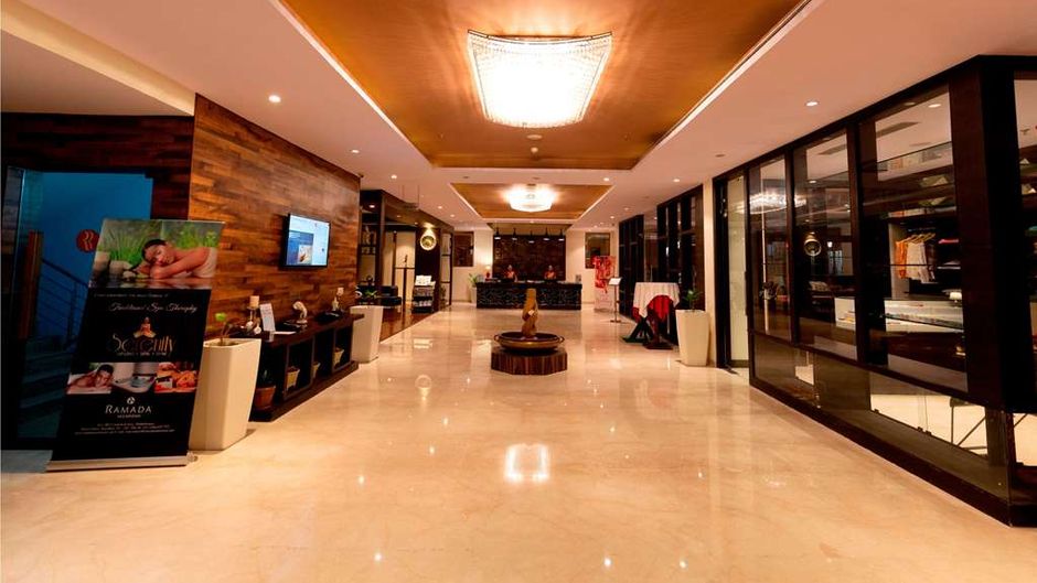 Ramada by Wyndham Neemrana Lobby