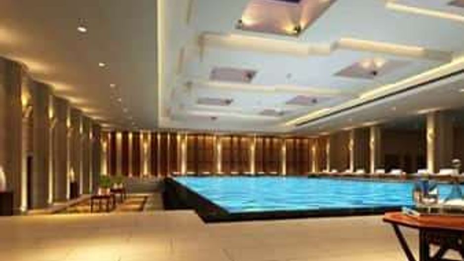 Howard Johnson Parkview Plaza Erdos Pool