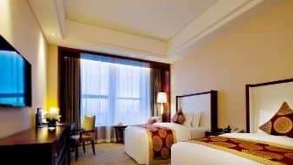 Howard Johnson Parkview Plaza Erdos Room