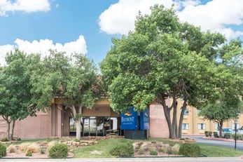 Baymont Inn & Suites Midland Airport