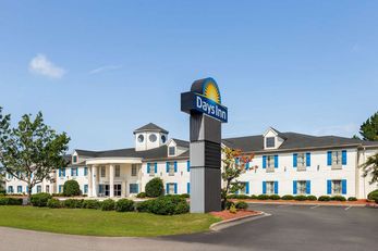 Days Inn Shallotte