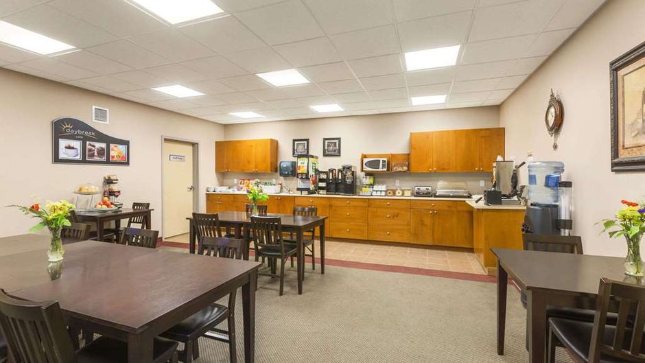 Days Inn Chetwynd Restaurant