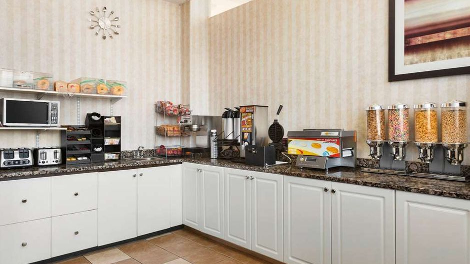 Travelodge North Battleford Restaurant