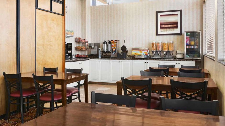 Travelodge North Battleford Restaurant