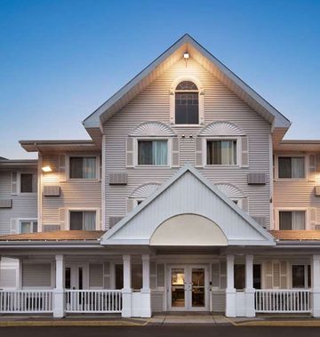 Travelodge Suites Moncton