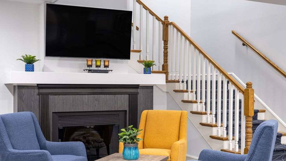 Travelodge Suites Saint John Lobby