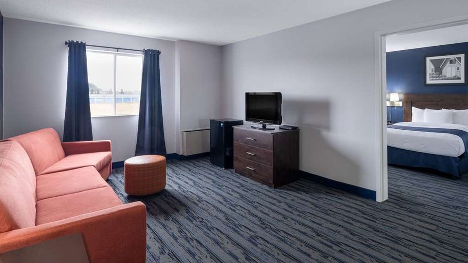 Travelodge Suites Saint John Suite