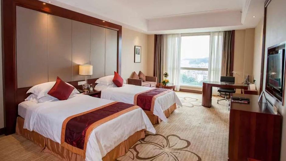 Ramada Plaza Shaoguan City Center Room