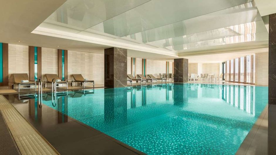 Ramada Plaza Istanbul Tekstilkent Pool