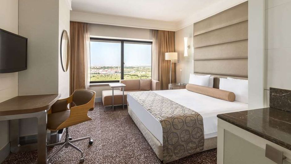Ramada Plaza Istanbul Tekstilkent Room