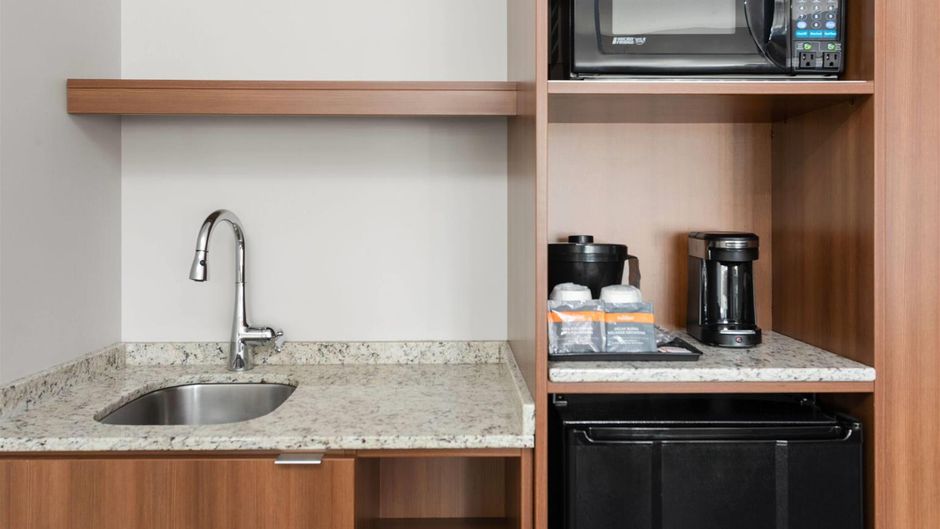 Microtel Inn & Suites by Wyndham Suite