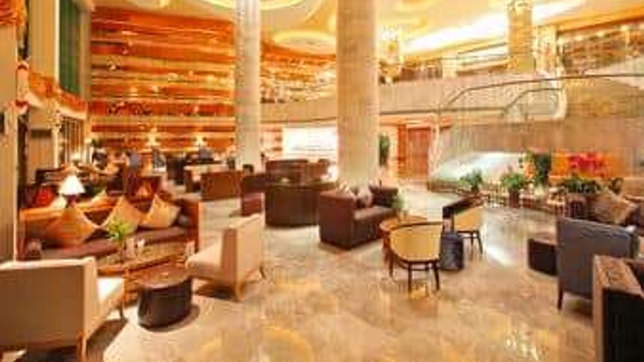 Days Hotel & Suites Yangijang Lobby