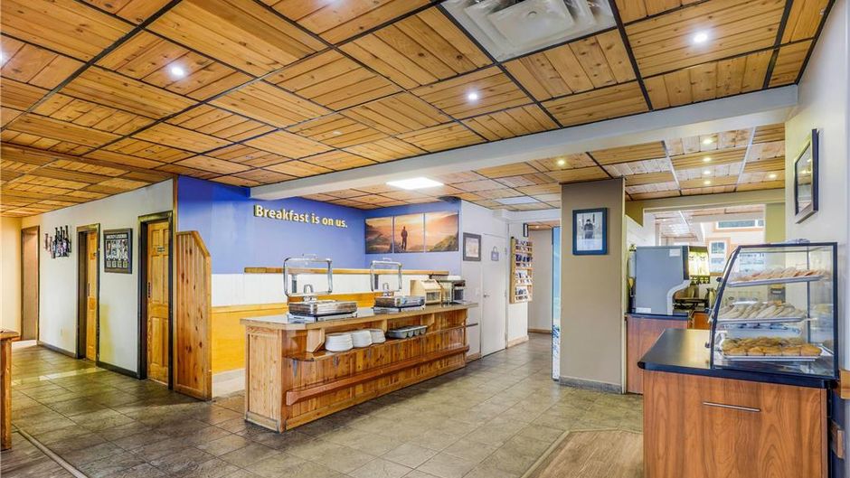 Days Inn Golden Restaurant