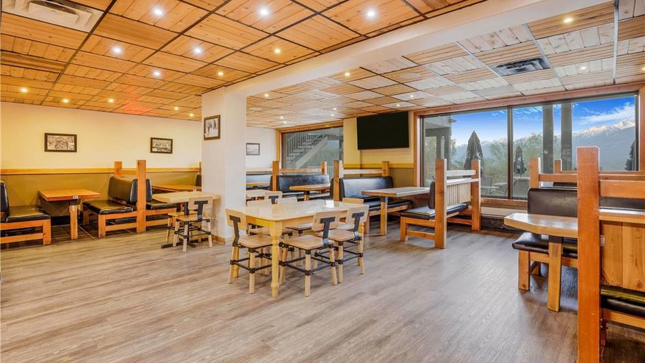 Days Inn Golden Restaurant