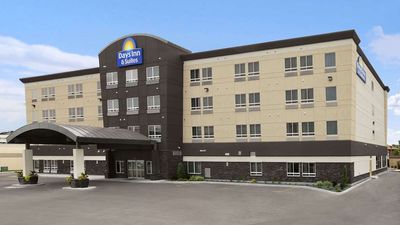 Days Inn & Suites Winnipeg Airport