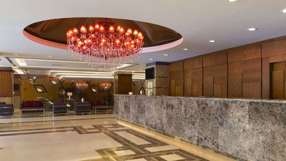 Ramada Plaza by Wyndham Izmit Lobby