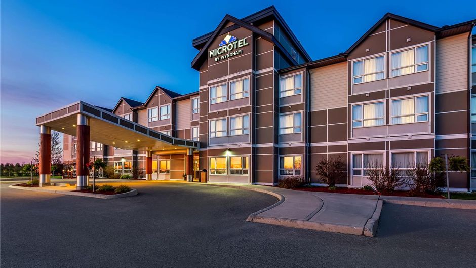 Microtel Inn & Suites Timmins Exterior