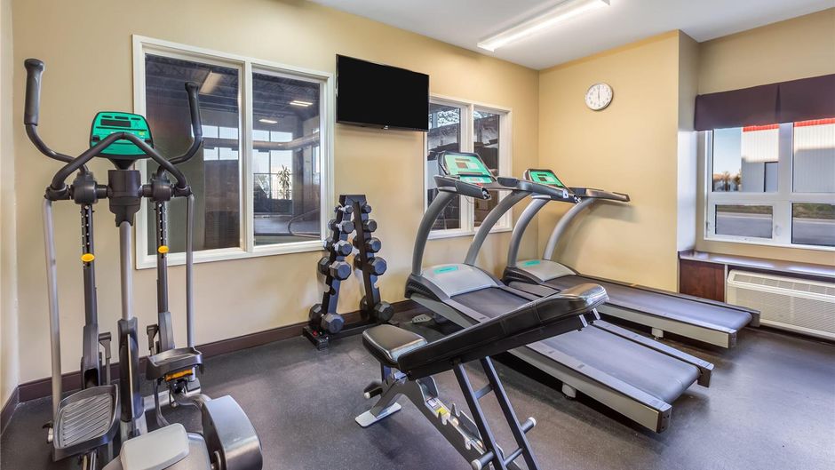 Microtel Inn & Suites Timmins Health