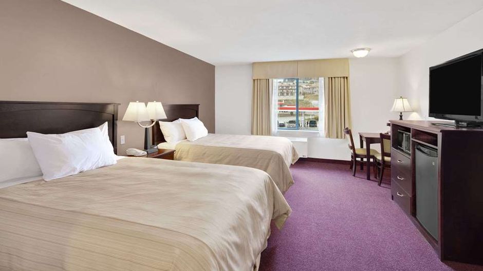 Days Inn Kamloops Room