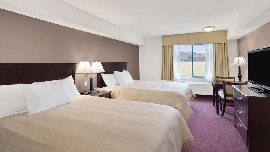 Days Inn Kamloops Room