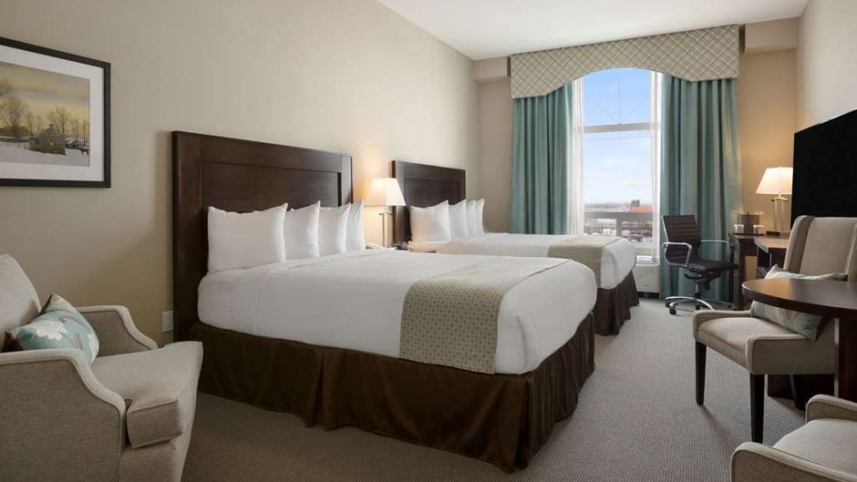 Ramada Emerald Park Regina East Room