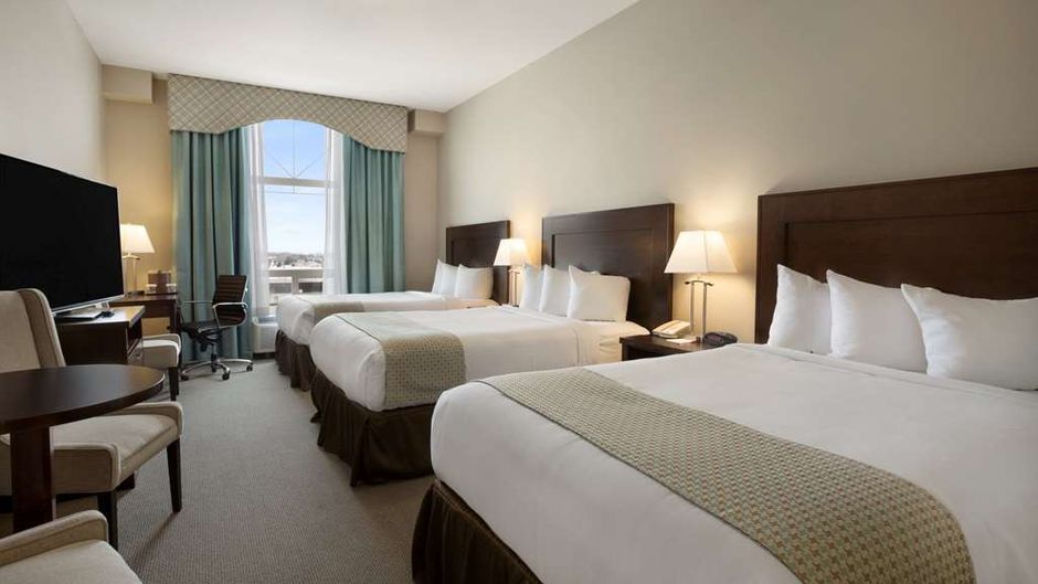 Ramada Emerald Park Regina East Room