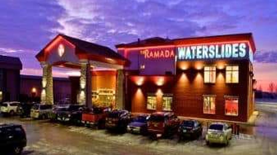 Ramada Emerald Park Regina East Exterior