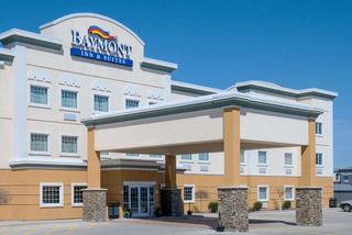 Baymont Inn & Suites Minot