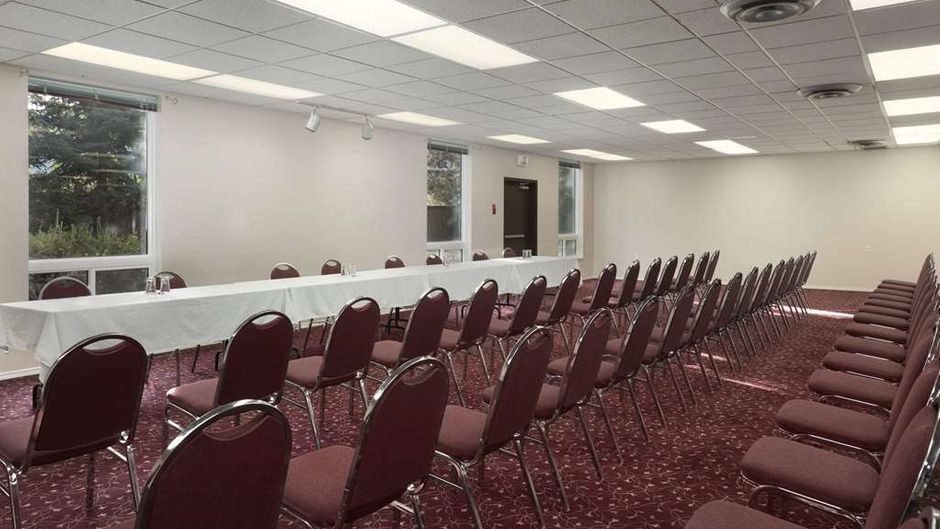 Super 8 West Kelowna Meeting