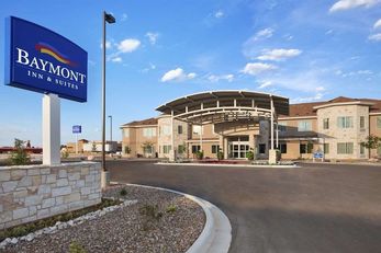 Baymont Inn & Suites Hobbs