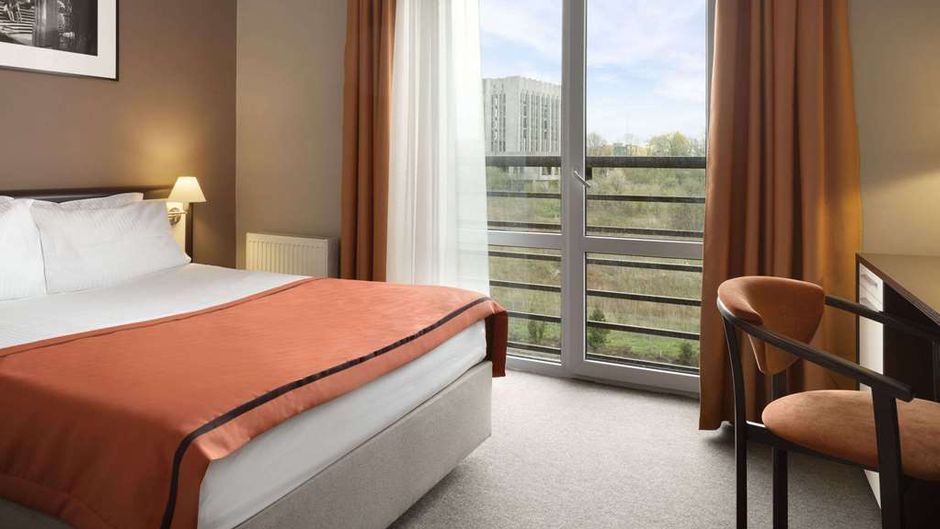 Ramada by Wyndham Lviv Room