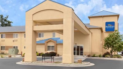 Baymont Inn & Suites Fort Wayne