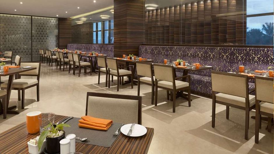 Howard Johnson Bengaluru Hebbal Restaurant