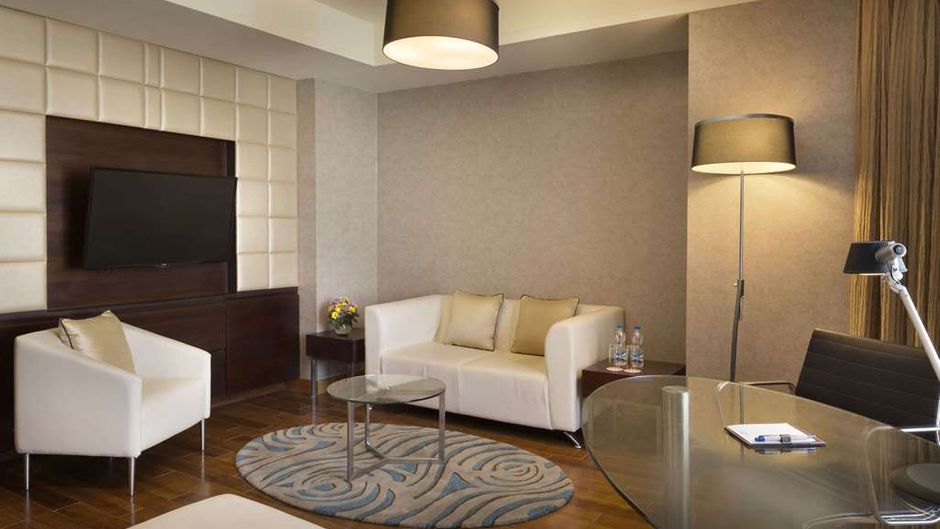 Howard Johnson Bengaluru Hebbal Suite