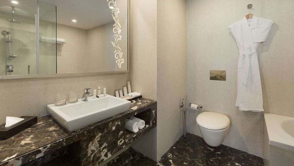 Howard Johnson Bengaluru Hebbal Suite