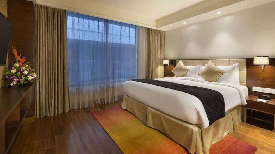 Howard Johnson Bengaluru Hebbal Suite