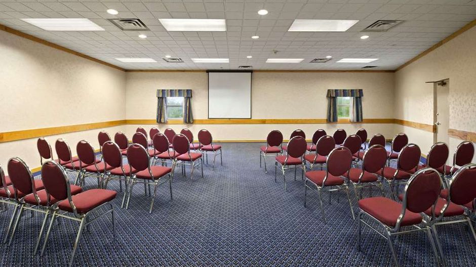 Ramada Trenton Hotel Meeting