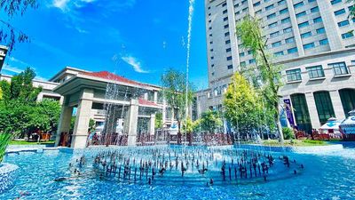 Howard Johnson Domando Plaza Wulanchabu