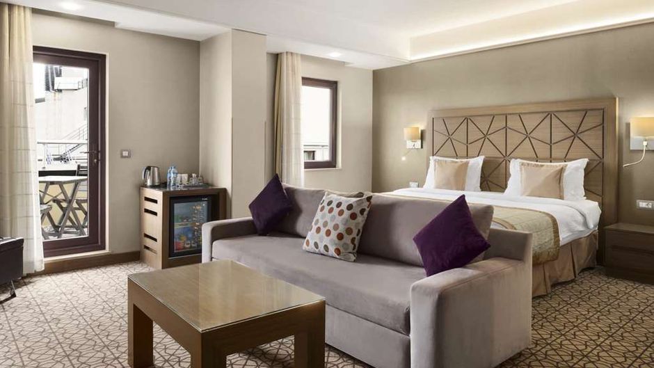 Ramada Istanbul Taksim Suite