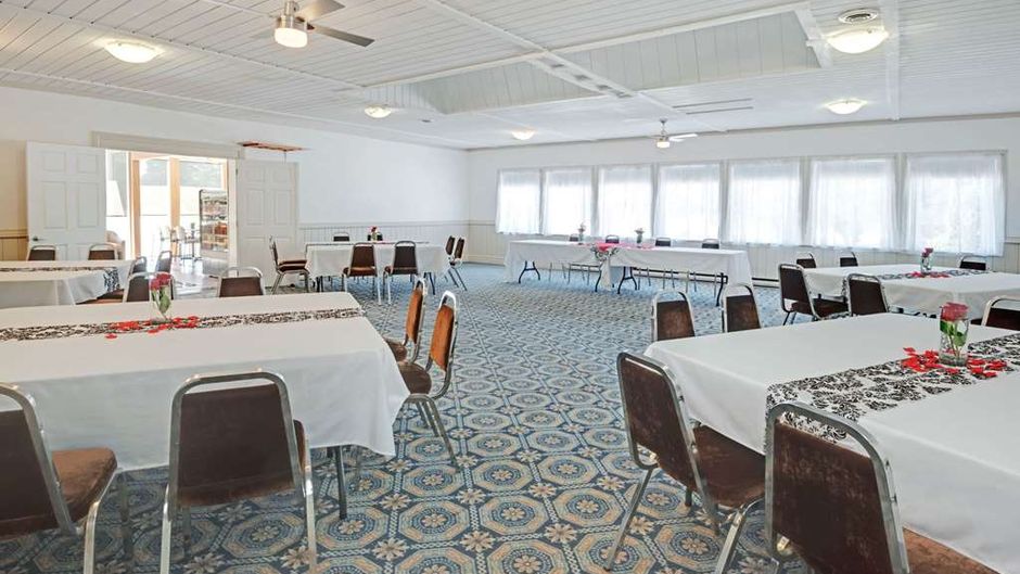 Howard Johnson Lindsay Meeting
