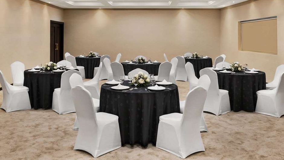 Ramada Deira Dubai Hotel Meeting