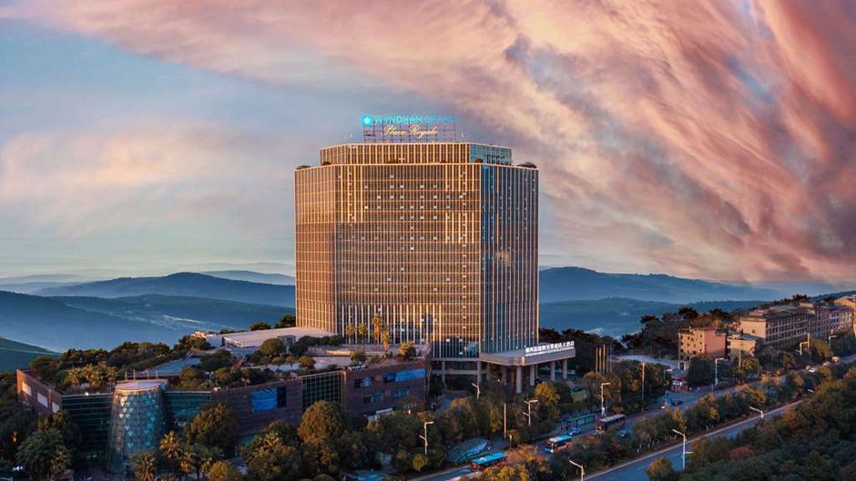 Wyndham Grand Plaza Royale Chenzhou Exterior