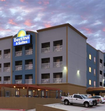 Days Inn & Suites Galveston West/Seawall