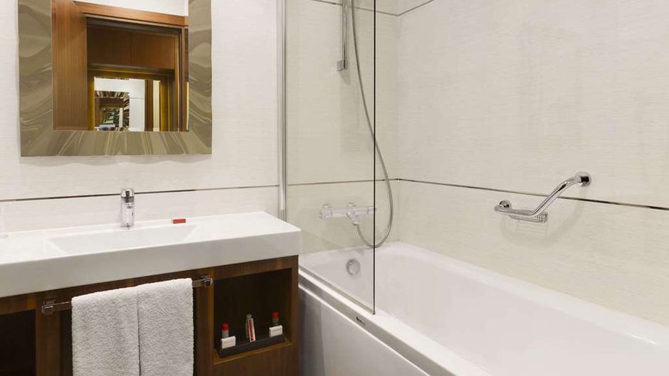 Ramada Hotel & Suites Istanbul Atakoy Room